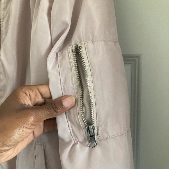 Baby pink bomber zip up jacket - Picture 4 of 5